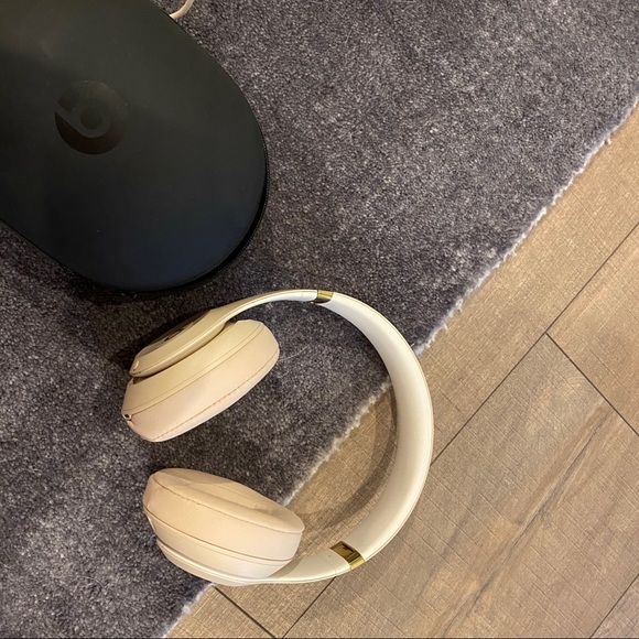 Beats by Dre Studio 3 - Picture 7 of 8